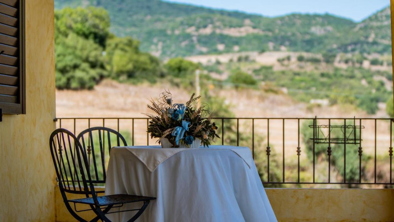 Agriturismo Carrucana Martis Dış mekan fotoğraf